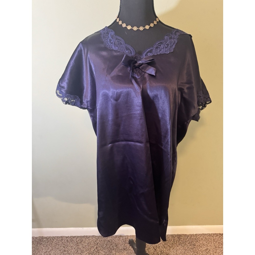 Vintage Victoria's Secret Gold Label M/L Purple Satin Lace Nightgown Bow NWOT